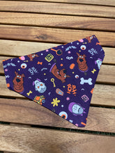 Load image into Gallery viewer, Scooby Doo mystery Halloween pet bandana
